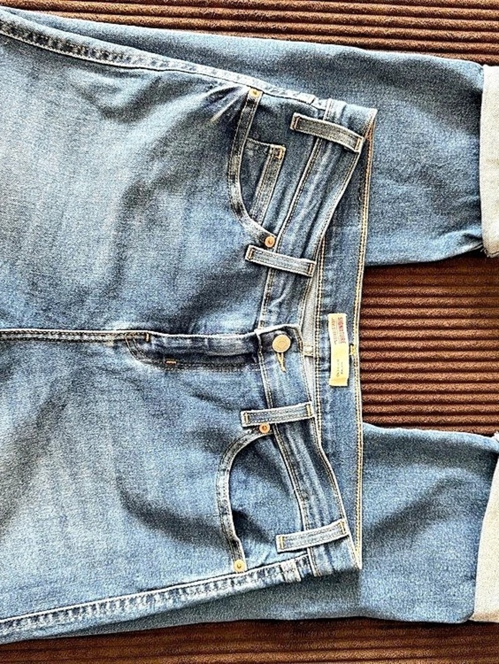 Levi's Signature Levi Strauss & Co. Slim bout friend Jeans Blue Size 6 Like New
